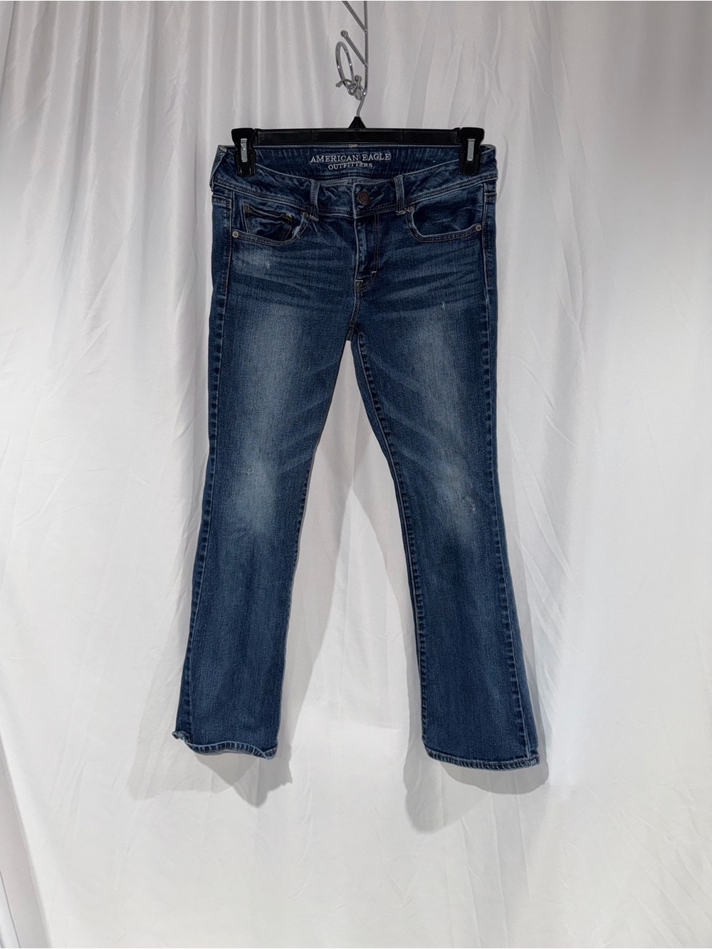 American Eagle Jeans Kick Boot Mid-Rise Blue Faded Denim Bootcut Bottoms 8 SHORT